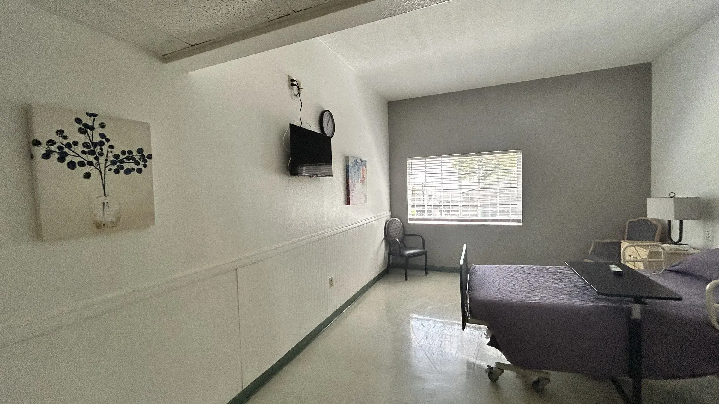 A resident room at Vivo Healthcare Harbourwood